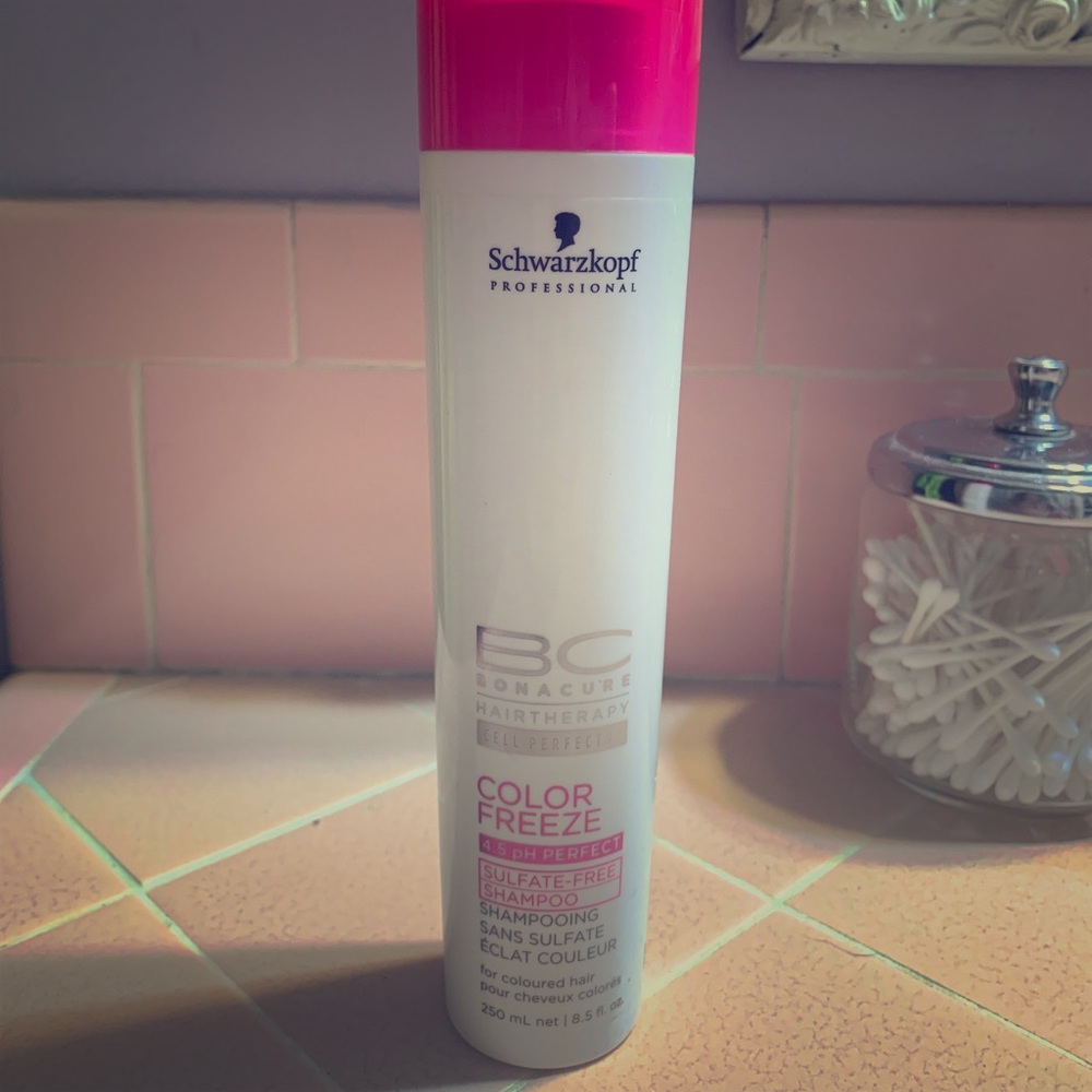 Schwarzkopf 🌸 Color Freeze shampoo